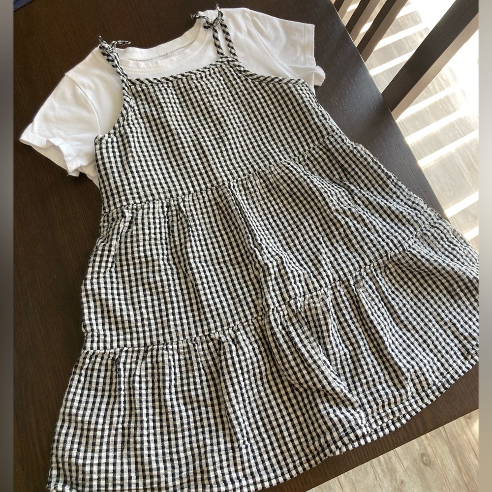 Two piece outfit 4T: Poshmark gingham dress and Old Navy plain white tee